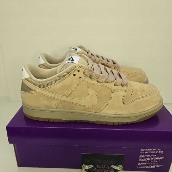 Nike SB Dunk Low - Picture 8 of 9